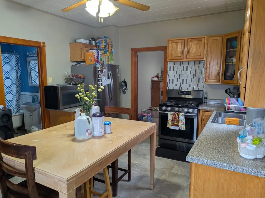 2621 S 30th St, Milwaukee, WI 53215 - #3