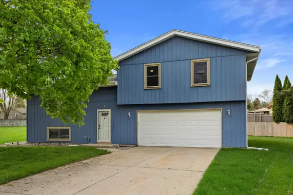 115 Conrad Ct, Mukwonago, WI 53149