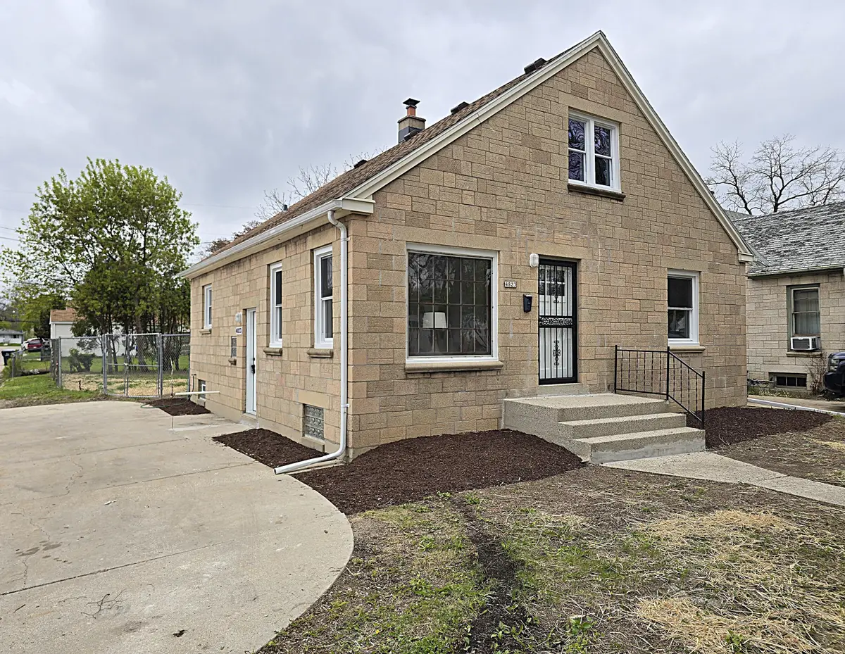4823 N 51st Blvd, Milwaukee, WI 53218 - #1