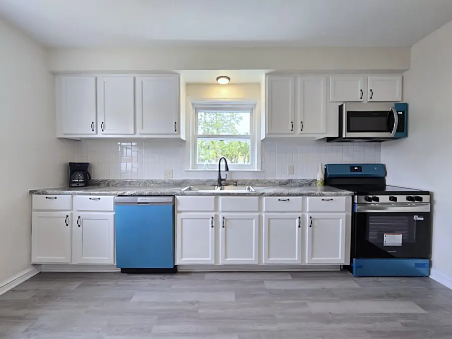 4823 N 51st Blvd, Milwaukee, WI 53218 - #3