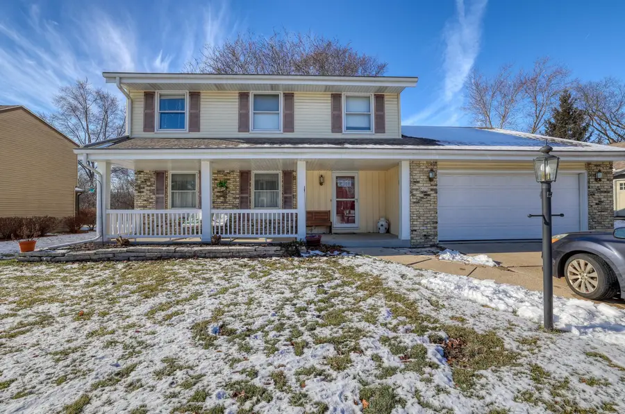 4355 S Longview Dr, New Berlin, WI 53151 - #2
