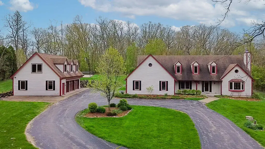 16995 W Small Rd, New Berlin, WI 53151 - #1