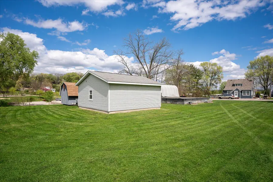 421 Walnut Pl, La Crescent, MN 55947 - #2