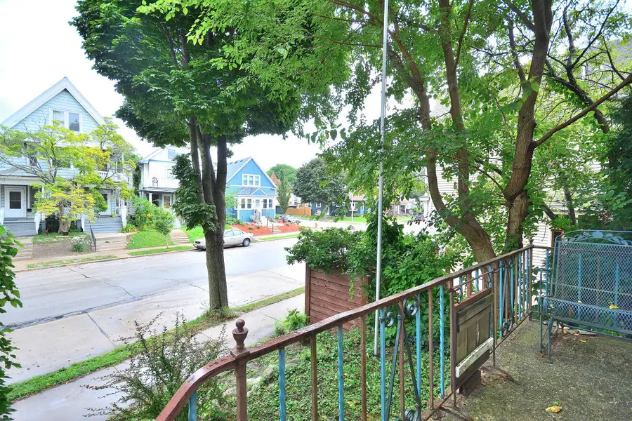 2823 S Delaware Ave, Milwaukee, WI 53207 - #2