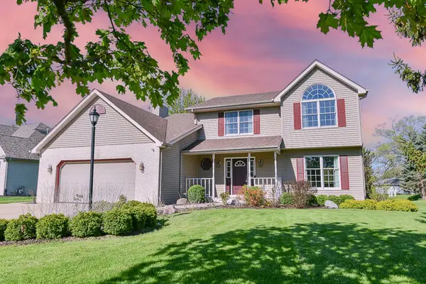 8004 103rd Ave, Pleasant Prairie, WI 53158