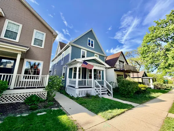 1216 E Russell Ave, Milwaukee, WI 53207
