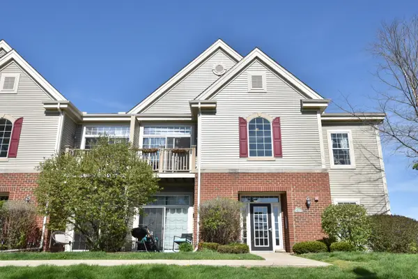 W206N16618 Blackberry Cir, Jackson, WI 53037