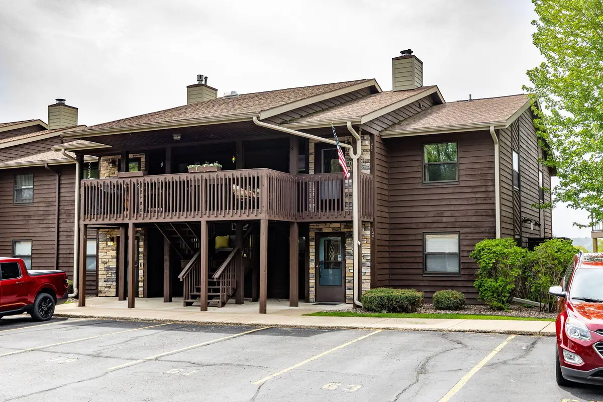 1341 Lauderdale Pl, Onalaska, WI 54650 - #1