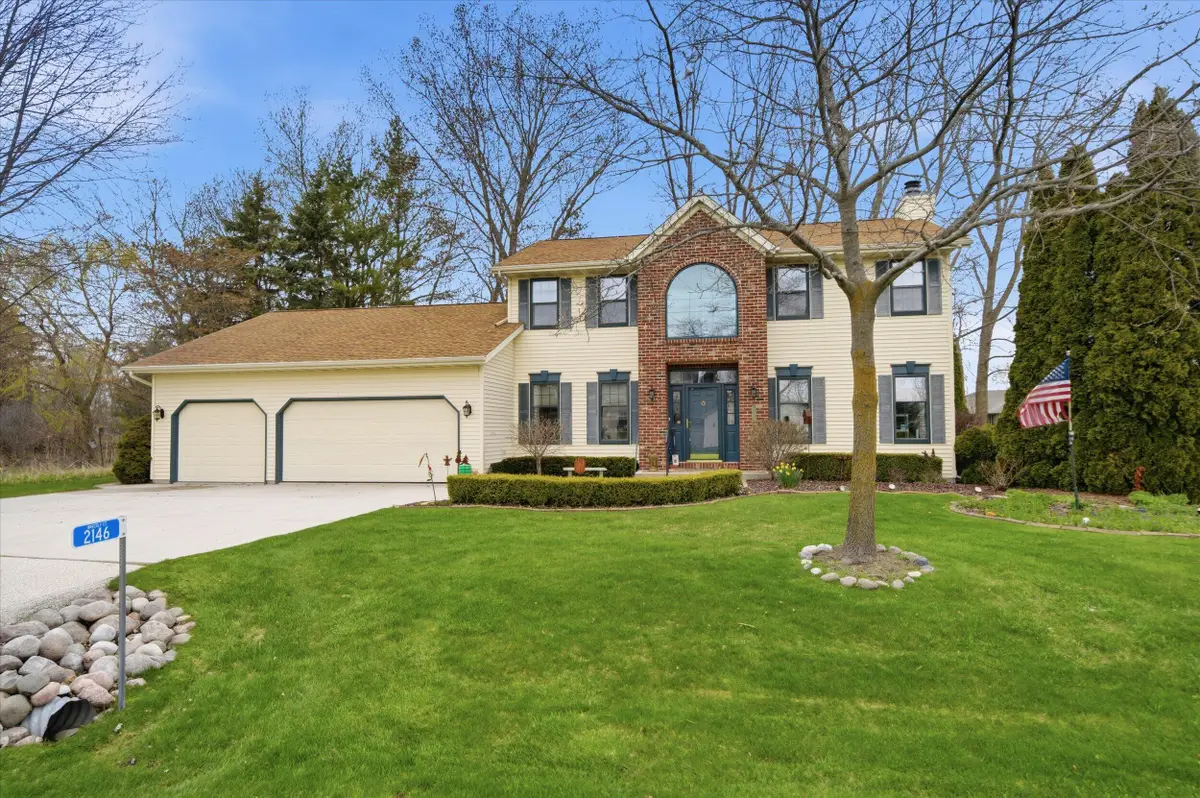 2146 Waverly Ct, Sheboygan, WI 53083 - #1