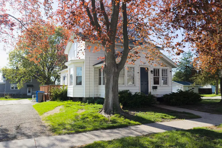1200 S 9th St, Watertown, WI 53094 - #2