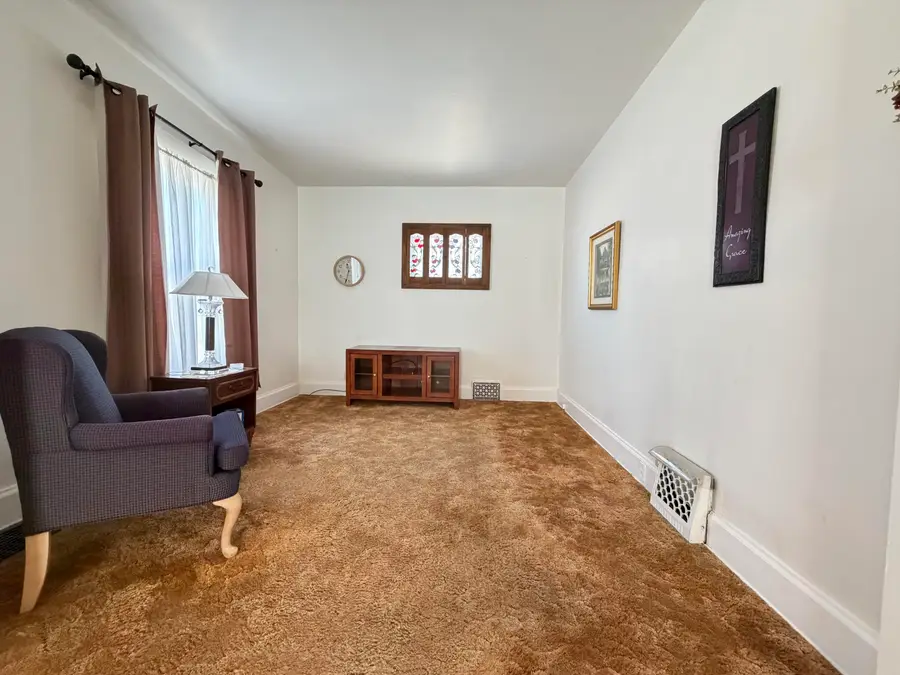 2031 Superior St, Racine, WI 53402 - #3