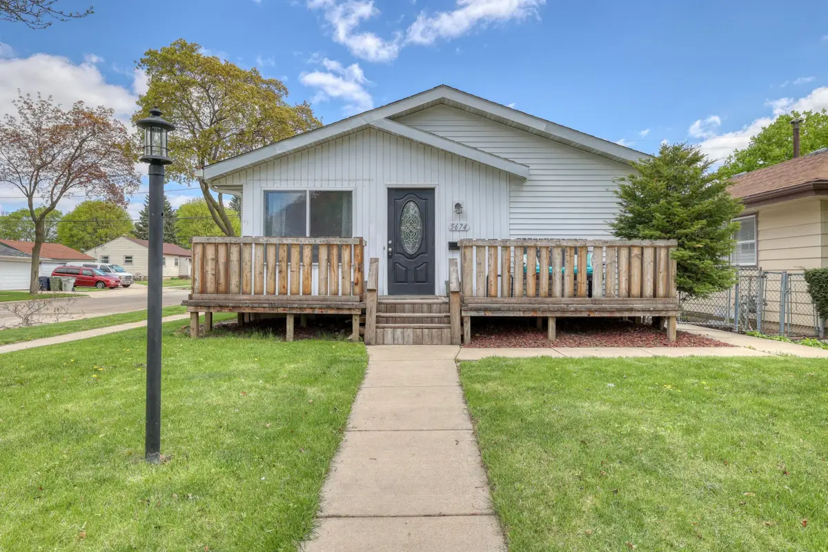 5674 N 79th St, Milwaukee, WI 53218 - #1