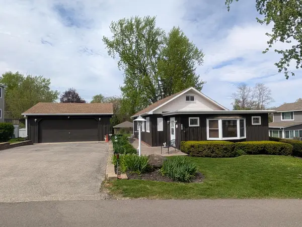4226 Maple Dr, Delavan, WI 53115