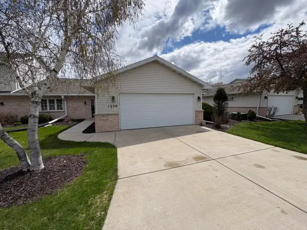 1534 River Pines Dr, Bellevue, WI 54311