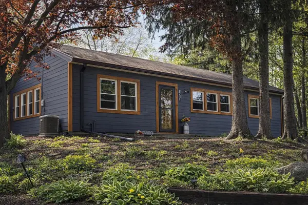 W195S7373 Racine Ave, Muskego, WI 53150
