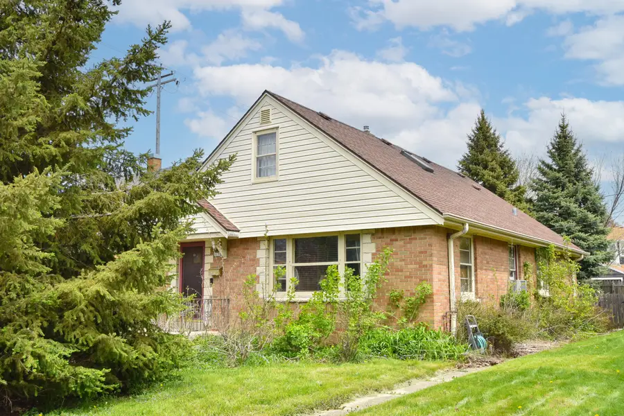 3170 N Humboldt Blvd, Milwaukee, WI 53212 - #2