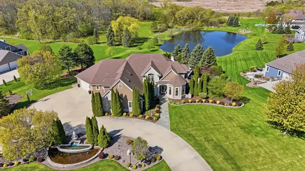5924 Stefanie Way, Caledonia, WI 53108