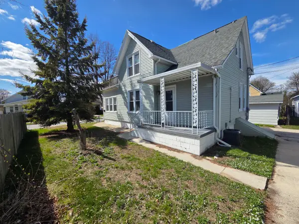 2317 S 9th St, Sheboygan, WI 53081