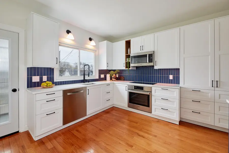 2214 S Woodward St, Milwaukee, WI 53207 - #2