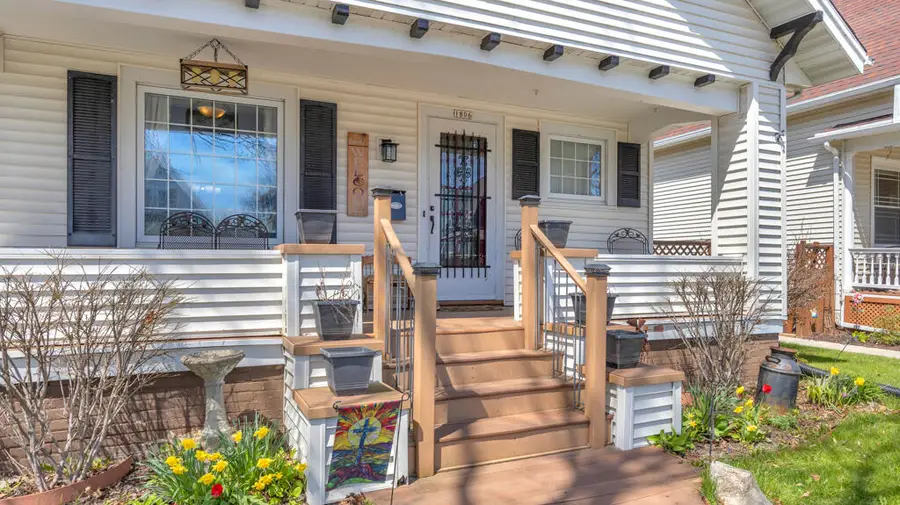 1806 N 12th St, Sheboygan, WI 53081 - #2