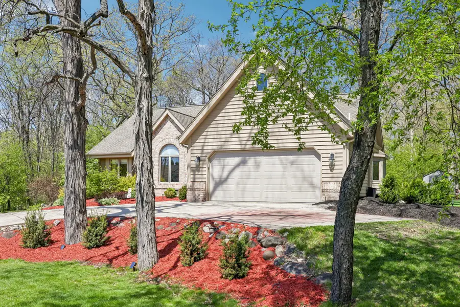 S45W25740 Red Oak Ct, Waukesha, WI 53189 - #2