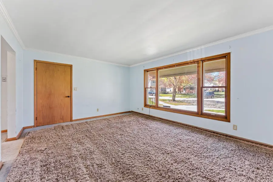 3842 S 77th St, Milwaukee, WI 53220 - #2