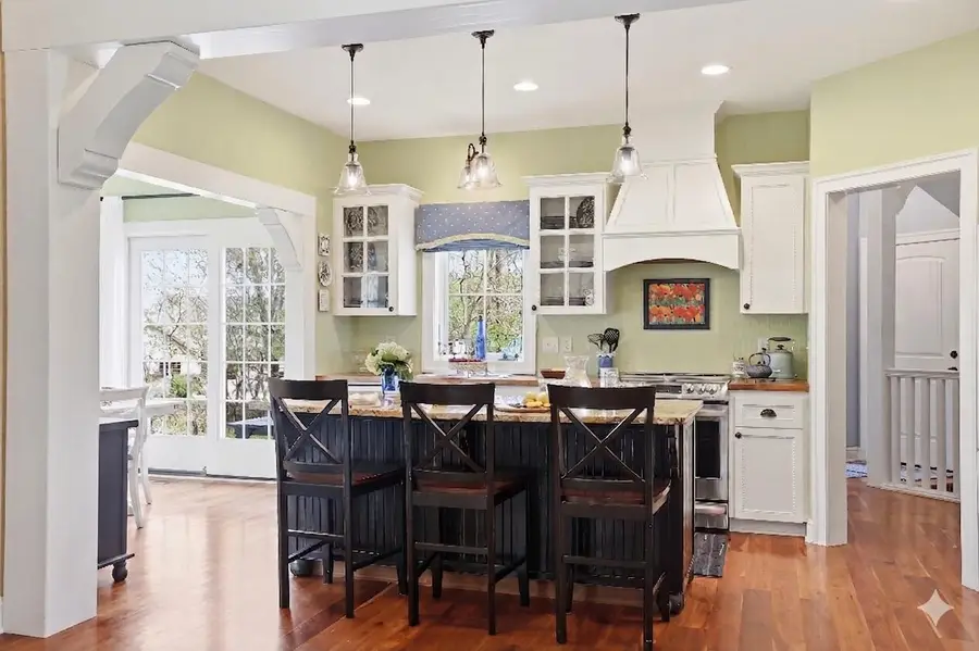 13015 W Winterberry Way, New Berlin, WI 53151 - #2