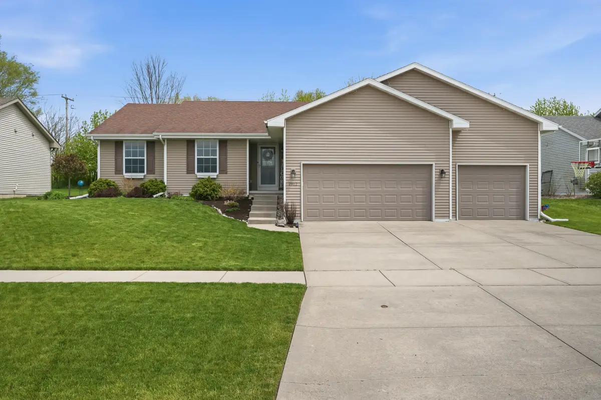 2912 Mccann Dr, Janesville, WI 53546 - #1