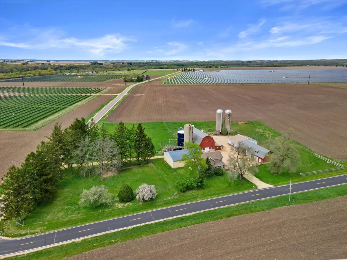 W9650 Creek Rd, Darien, WI 53114 - #1