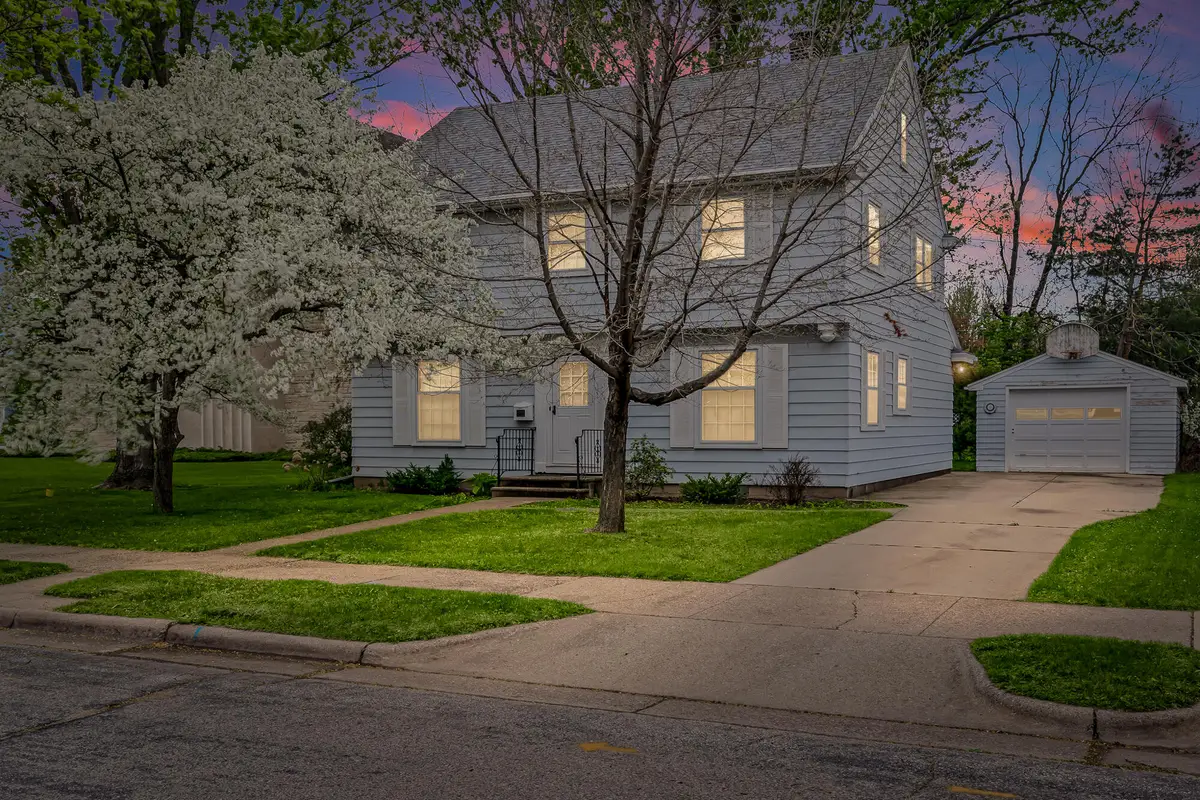 2020 21st Ter S, La Crosse, WI 54601 - #1