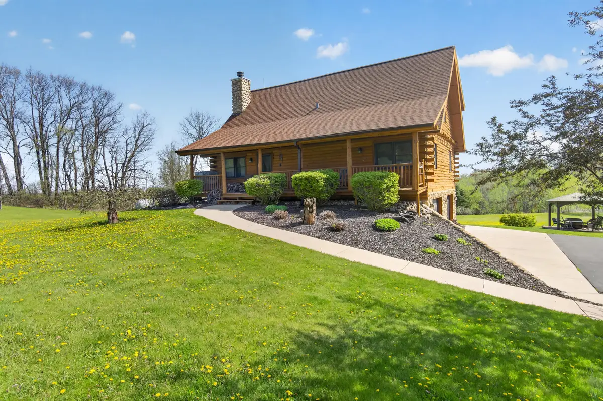 N773 Schultz Ln, Auburn, WI 53010 - #1