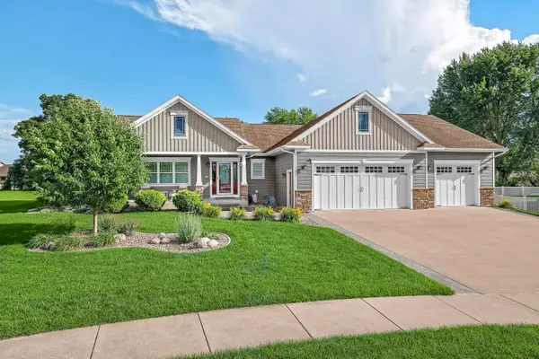 4026 Pineview St, Onalaska, WI 54650