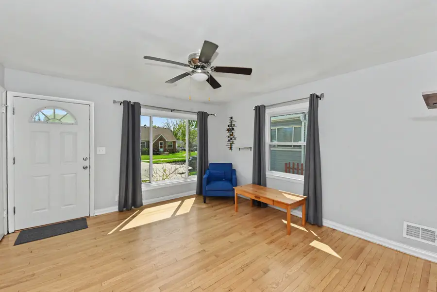 3843 S 5th Pl, Milwaukee, WI 53207 - #3