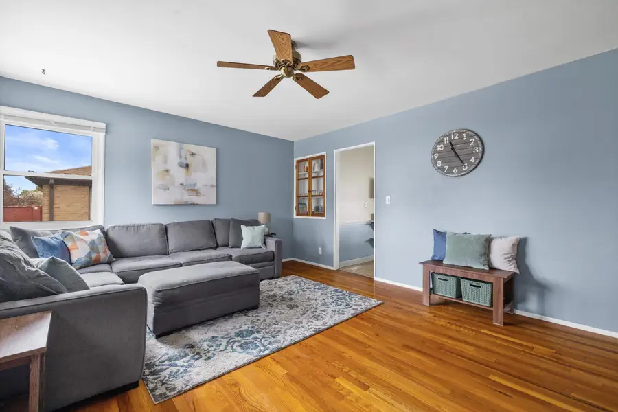 2921 Winthrop Ave, Racine, WI 53403 - #2