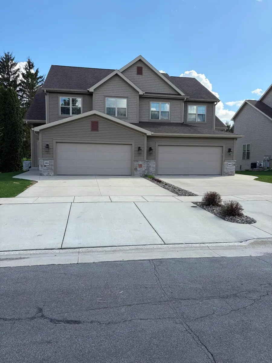 3001 Graydon Ave, East Troy, WI 53120 - #2