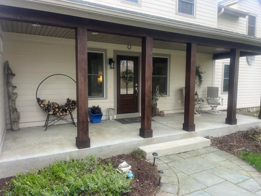 8817 Cedar Sauk Rd, Cedarburg, WI 53080 - #3