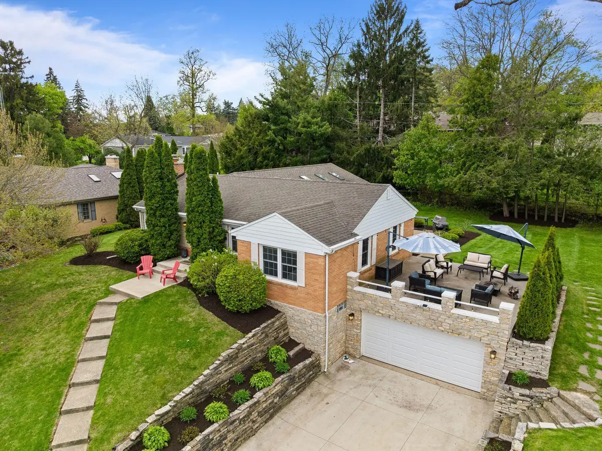 224 Lookout Dr, Lake Geneva, WI 53147 - #1