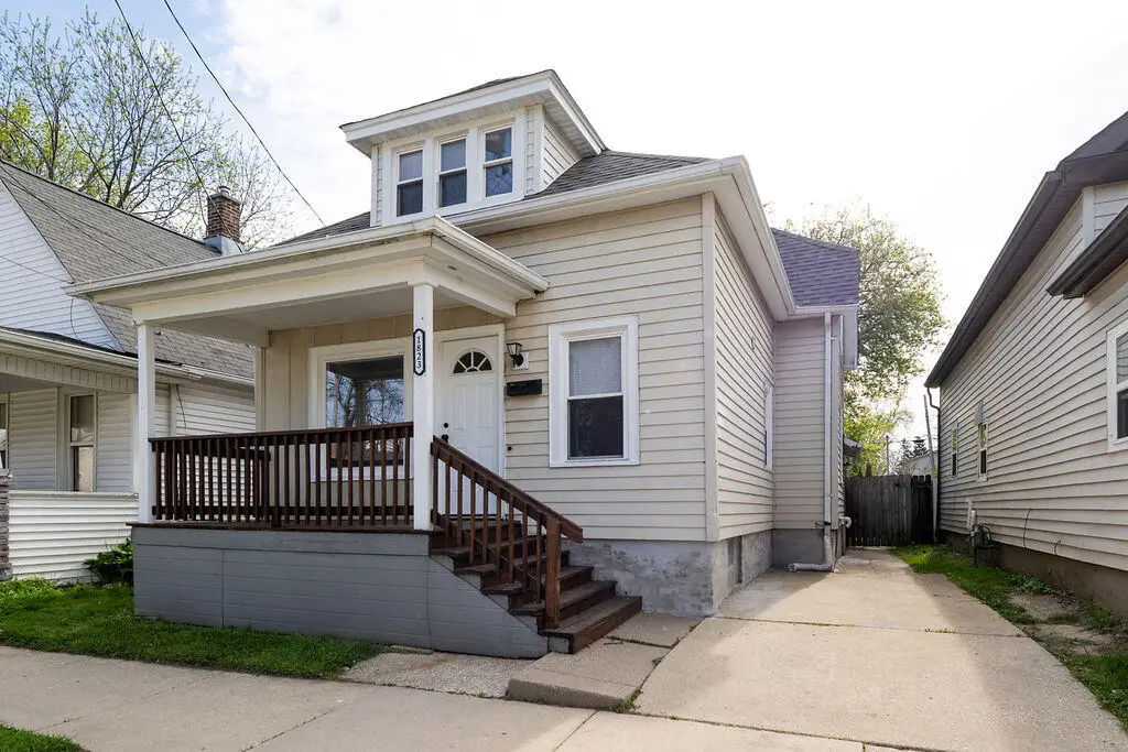 1823 Marquette St, Racine, WI 53402 - #1
