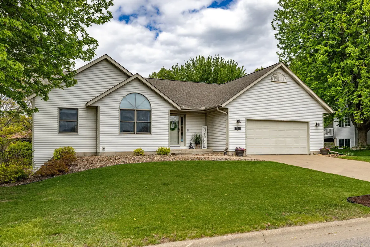 701 Capitol Ct, Holmen, WI 54636 - #1