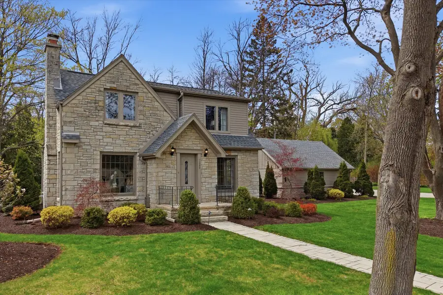 7505 N Links Way, Fox Point, WI 53217 - #2