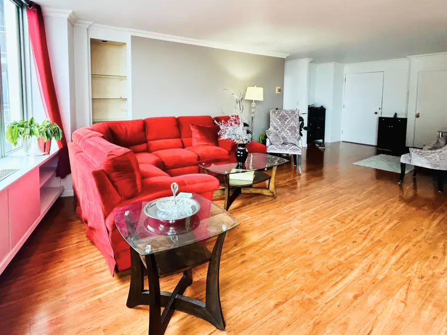 1610 N Prospect Ave, Milwaukee, WI 53202 - #3