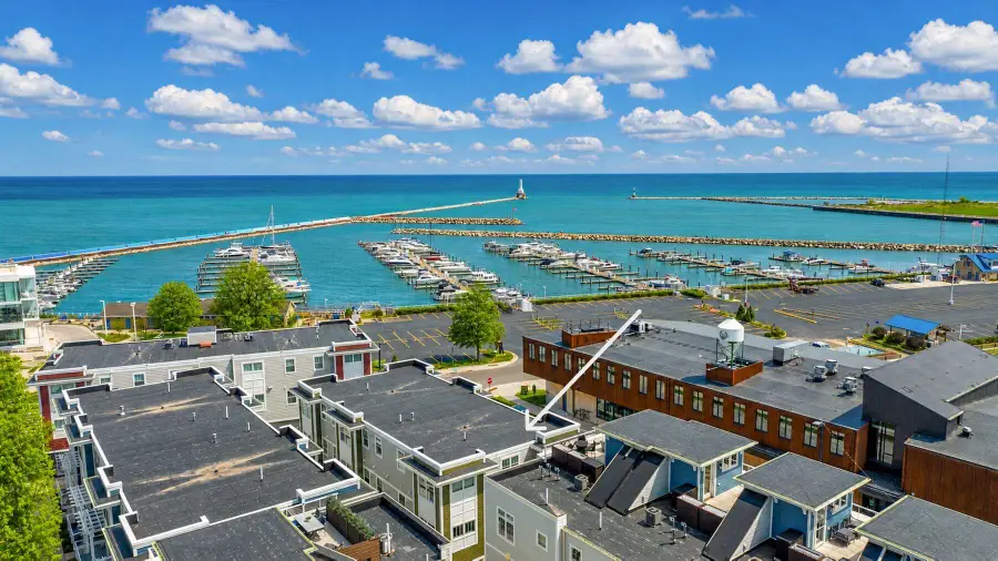 314 E Washington St, Port Washington, WI 53074 - #2