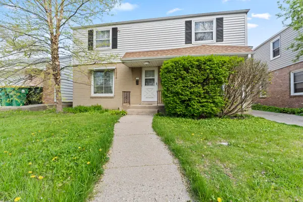 4108 N Bartlett Ave, Shorewood, WI 53211