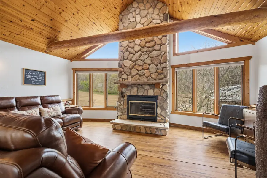 1384 N Cranberry Rd, Scott, WI 53001 - #3