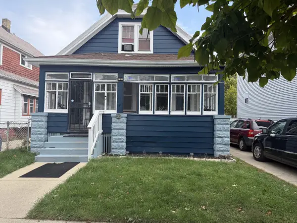 3720 N 2nd St, Milwaukee, WI 53212