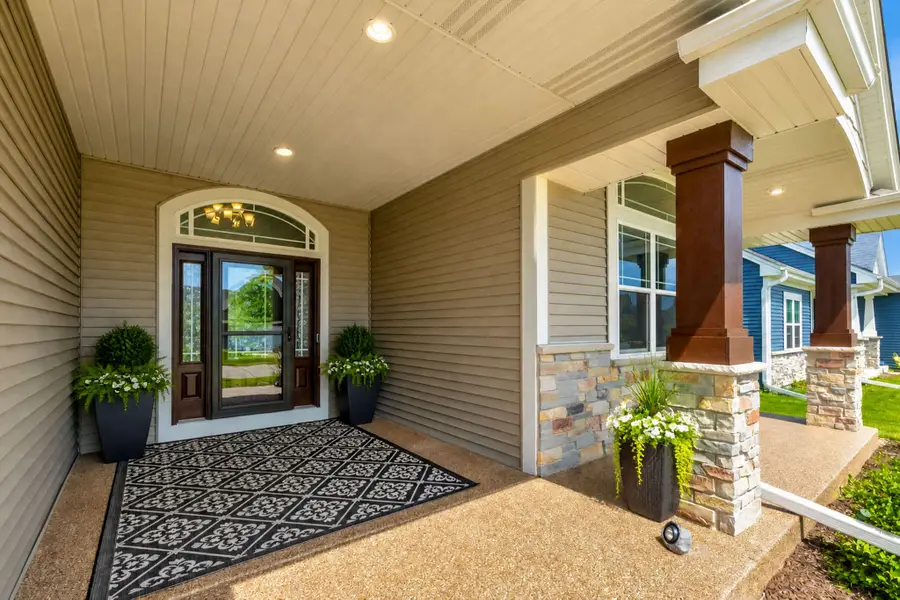 1360 Foxwood Pass, Oconomowoc, WI 53066 - #2