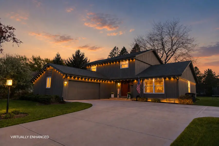 4 Cherrywood Ct, Wind Point, WI 53402 - #2