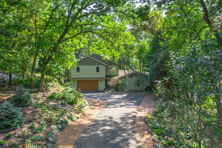 W5594 Briarwood Rd, Sugar Creek, WI 53121 - #3