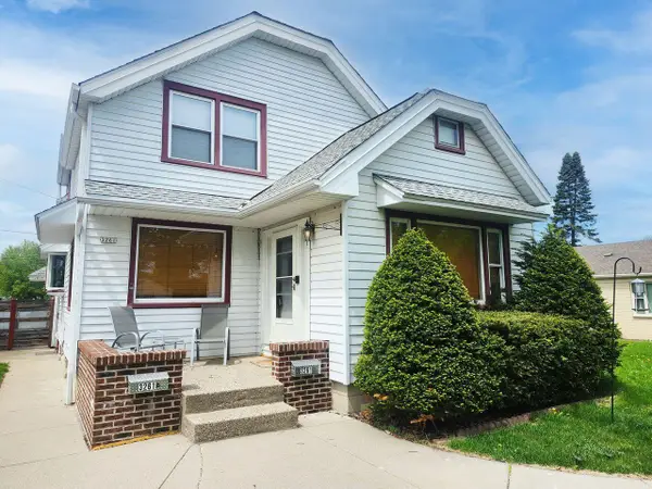 3261 S Austin St, Milwaukee, WI 53207