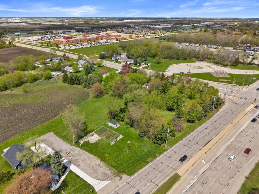 6401 60th St, Somers, WI 53144 - #2